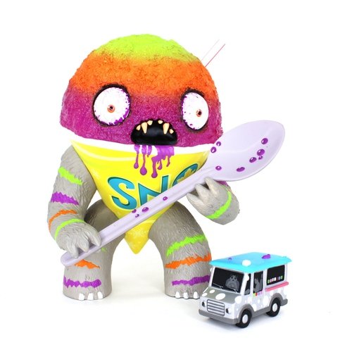 The Abominable Snow Cone: Tropical figure by Jason Limon, produced by Martian Toys. Front view.