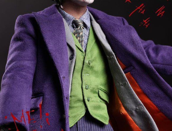 The Joker 2.0 figure by Jc. Hong, produced by Hot Toys. Detail view.