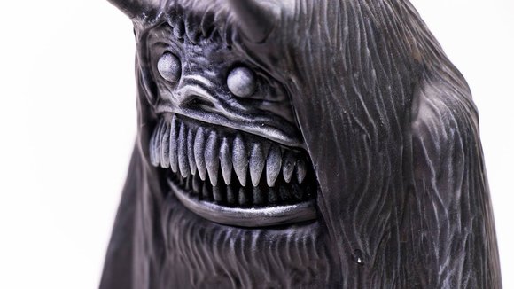 The Nameless Beast figure by John Kenn Mortensen, produced by Unbox Industries. Detail view.