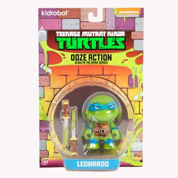 TMNT OOZE ACTION GLOW IN THE DARK LEONARDO figure by Viacom, produced by Kidrobot. Packaging.