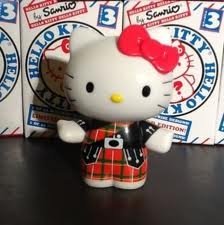 Hello Kitty Scotland figure by Sanrio, produced by Sanrio. Front view.