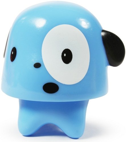 Surprised Gumdrop - Blue  figure by 64 Colors, produced by Squibbles Ink & Rotofugi. Front view.