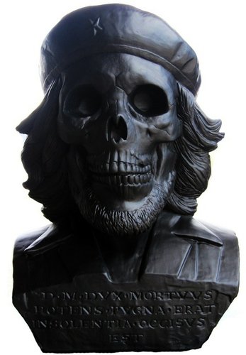 Dead Che Bust figure by Frank Kozik, produced by Ultraviolence. Front view.