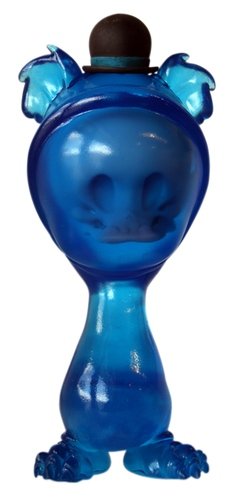 Blueberry Gummy Kuma figure by Brandt Peters. Front view.