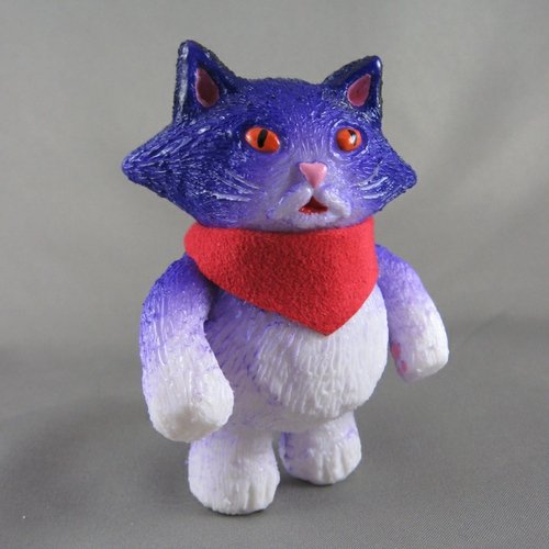 Chubby Tough - OOAK Space cat version figure by Chris Bryan, produced by Grumble Toy. Front view.