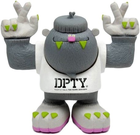 TooBigFoot - OG figure by Michael Lau, produced by Fingercroxx X Double-Park X Michael Lau. Front view.