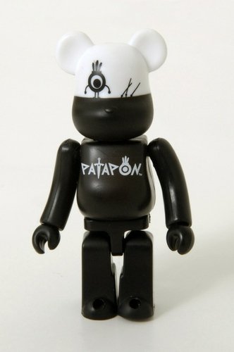 Patapon figure by Rolito, produced by Medicom Toy. Front view.
