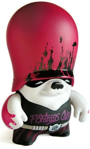 Visual Rock Star - Löndon Edition  figure by Dave The Chimp X Flying Fortress, produced by Adfunture. Front view.