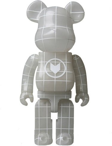 Nort Be@rbrick 400% - Blue GID figure, produced by Medicom Toy. Front view.