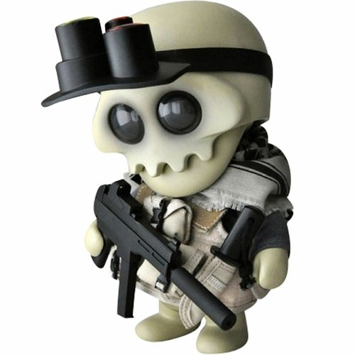 Squadt - Jack s003 [FORT BURNOUT-DSRT] figure by Ferg, produced by Playge. Front view.