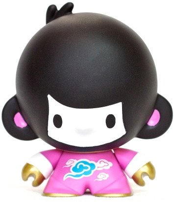 Baby Di Di - Pink  figure by Veggiesomething (James Liu), produced by Crazy Label. Front view.