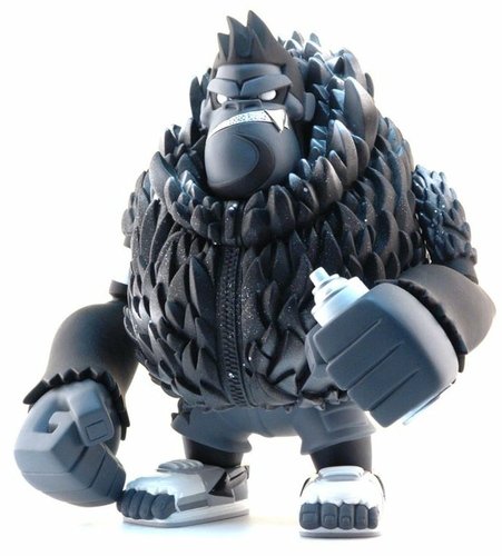 Bling Da Ape - Secret Version figure by Tim Tsui, produced by Dateambronx. Front view.