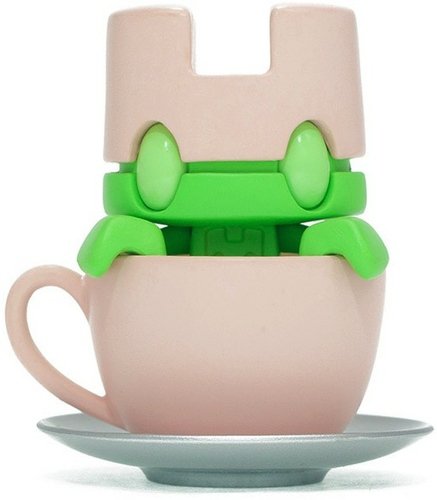 Mini Tea - High Tea figure by Matt Jones (Lunartik), produced by Lunartik Ltd. Front view.