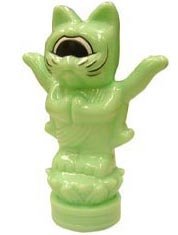 Fortune Cat Ashura - Light Green figure by Mori Katsura, produced by Realxhead. Front view.