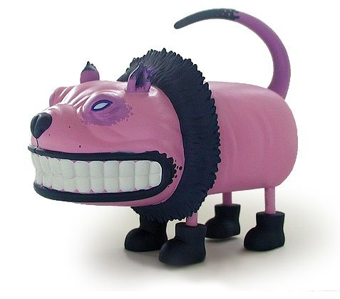 Booted Glamour Cat - Ultra Violet figure by Scott Musgrove, produced by Strangeco. Front view.