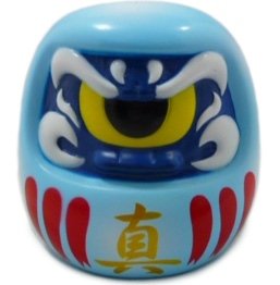 Fortune Daruma (フォーチュンだるま) - Light Blue Plaques figure by Mori Katsura, produced by Realxhead. Front view.