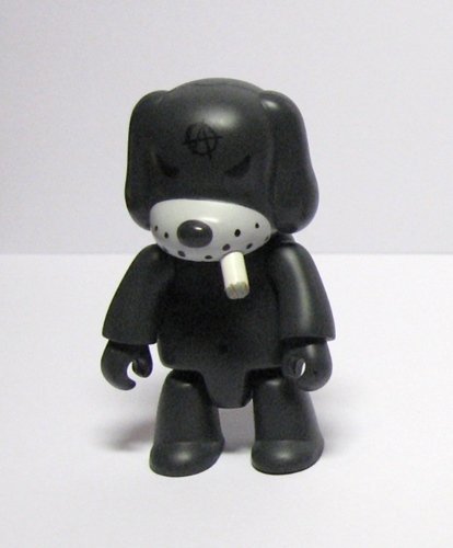 Anarchy Dog figure by Frank Kozik, produced by Toy2R. Front view.