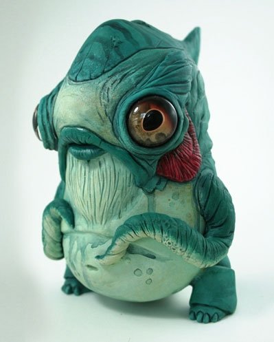 Wahoomoot figure by Chris Ryniak. Front view.