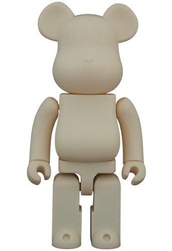 Candle Be@rbrick 400% - Ivory figure by Pine Yu, produced by Medicom Toy. Front view.
