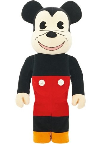 BWWT 2 Mickey Mouse Be@rbrick 1000% figure by Disney, produced by Medicom Toy. Front view.