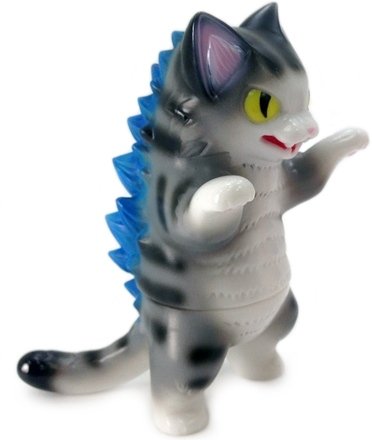 Negora (ネゴラ) Grey Stripe figure by Konatsu, produced by Konatsuya. Front view.