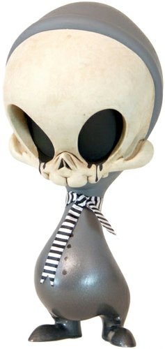 Stripped Scarf Gray Skelve  figure by Brandt Peters. Front view.