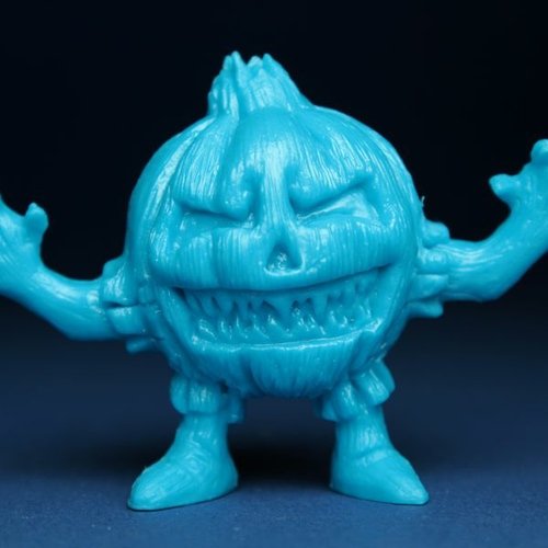 Grimm Gourd - Rotofugi Exclusive figure by Greg Merreighn X Charles Marsh, produced by October Toys. Front view.