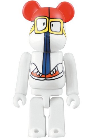 Medicom x Stussy x REAS - Wayback Throwback 2009 Be@rbrick 100% figure by Reas, produced by Medicom Toy. Front view.