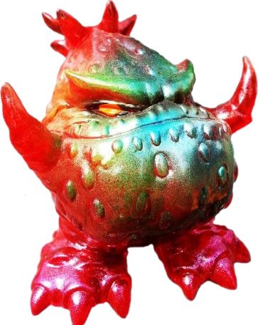 Wild Strawberry figure by Grody Shogun, produced by Grody Shogun. Front view.