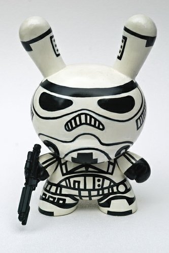 Stormtrooper Dunny (Custom) figure by Jeremy Madl (Mad), produced by Kidrobot. Front view.