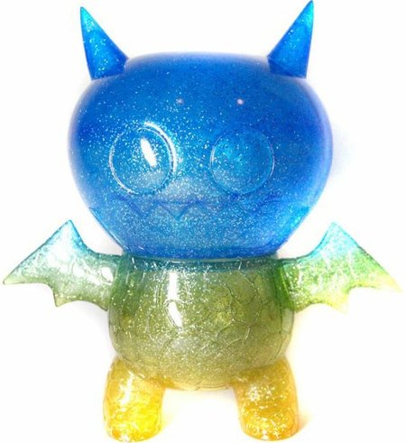 Ice Bat Kaiju - Uglycon Exclusive figure by David Horvath, produced by Intheyellow. Front view.