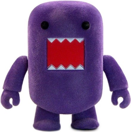 Purple Flocked Domo Qee figure by Dark Horse Comics, produced by Toy2R. Front view.