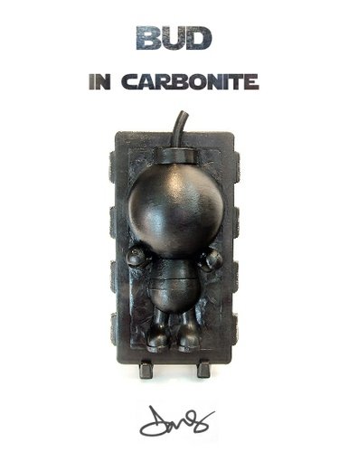 BUD in Carbonite figure by Dms. Front view.