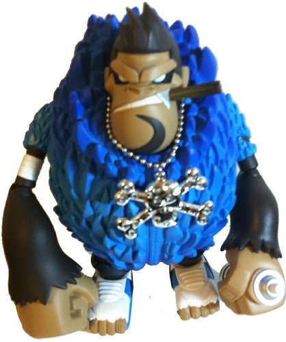 Bling Da Ape - Kidrobot Version figure by Tim Tsui, produced by Dateambronx. Front view.