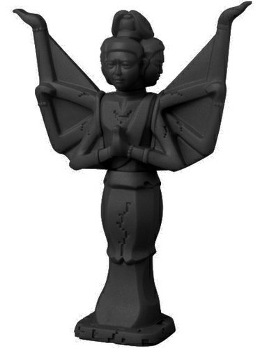 Ashura Trophy figure by Yowohei Kaneko, produced by Mirock Toys. Front view.