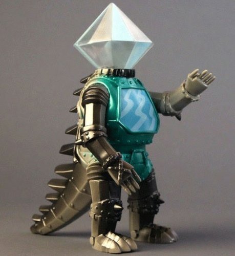 Crystal Mecha - Destruction of Earth edition figure by Brian Flynn, produced by Super7. Side view.