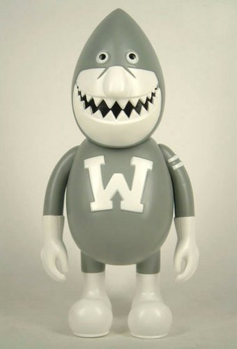 The Wonderful Man figure by The Wonderful! Design Works, produced by Headlock Studio. Front view.
