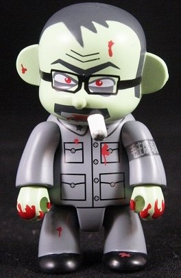 Zombie Peoples Soldier Smorkin Qee (Variant) figure by Frank Kozik, produced by Toy2R. Front view.