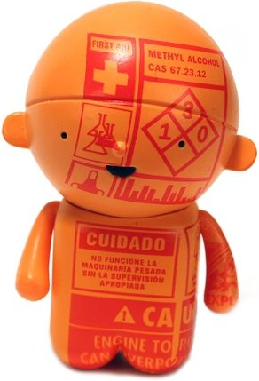 Duxx figure by Unklbrand, produced by Unklbrand. Front view.