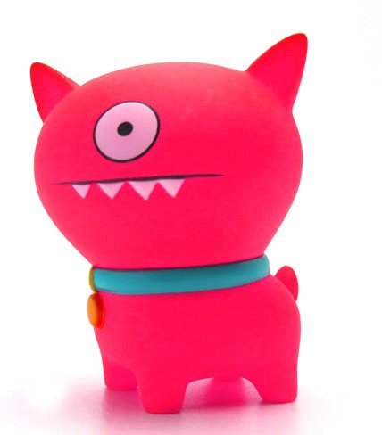 Uglydog - Pink figure by David Horvath X Sun-Min Kim, produced by Pretty Ugly Llc.. Front view.