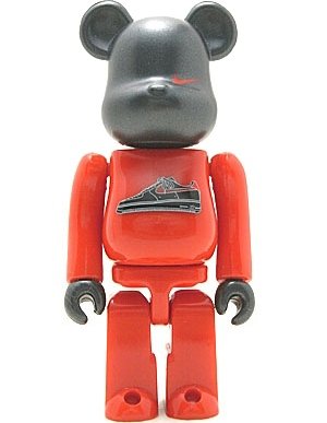 Nike AF1 Be@rbrick 100% - New York Version figure by Nike, produced by Medicom Toy. Front view.