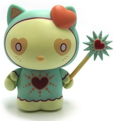 Magic Love Hello Kitty figure by Tara Mcpherson, produced by Kidrobot. Front view.