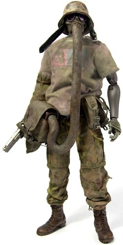 Jung de Plume - Bambaland Exclusive figure by Ashley Wood, produced by Threea. Front view.