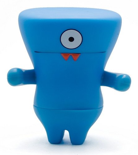 Wedgehead - Chase figure by David Horvath, produced by Pretty Ugly Llc.. Front view.