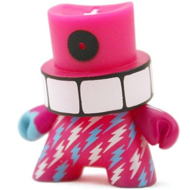 (Untitled) figure by Reach, produced by Kidrobot. Front view.