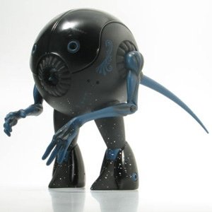 Mars-1 Black figure by Mars-1, produced by Strangeco. Front view.