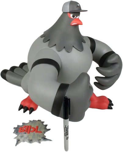 Bellator Columbidae - Fighting Pigeon figure by Staple Design, produced by Adfunture. Front view.