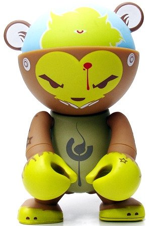 Skyzo Fred figure by Doze Green, produced by Play Imaginative. Front view.