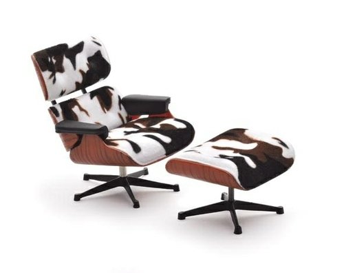 Lounge Chair and Ottoman in ponyskin figure by Charles And Ray Eames, produced by Reac Japan. Front view.