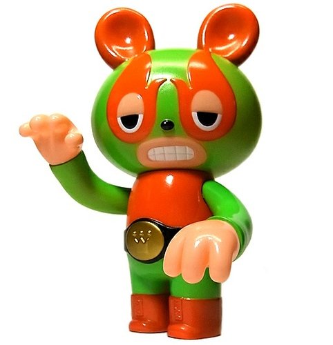 Lucha Bear - Spring Colour figure by Itokin Park. Front view.